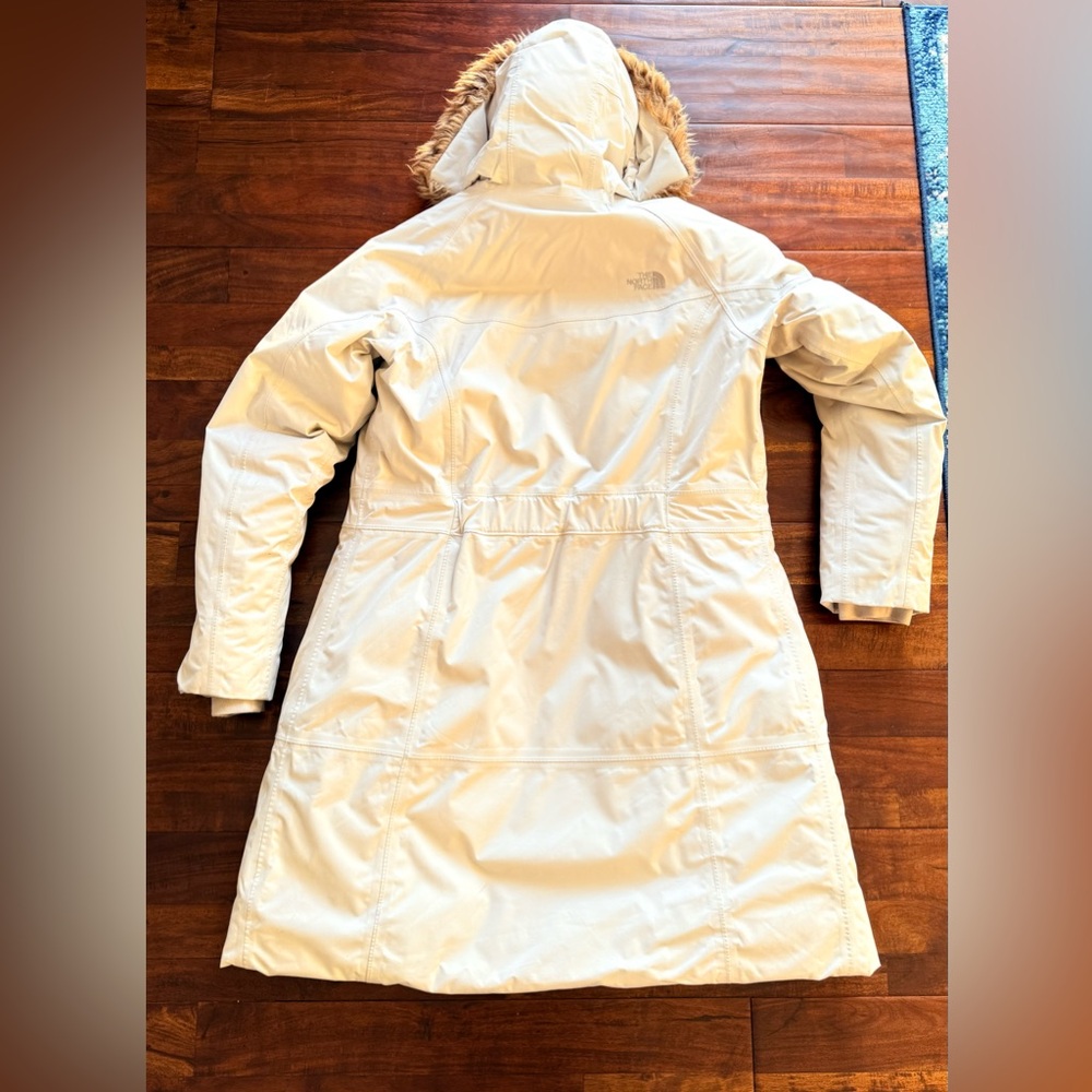 The North Face Women’s Arctic Parka in Moonlight - Picture 2 of 16